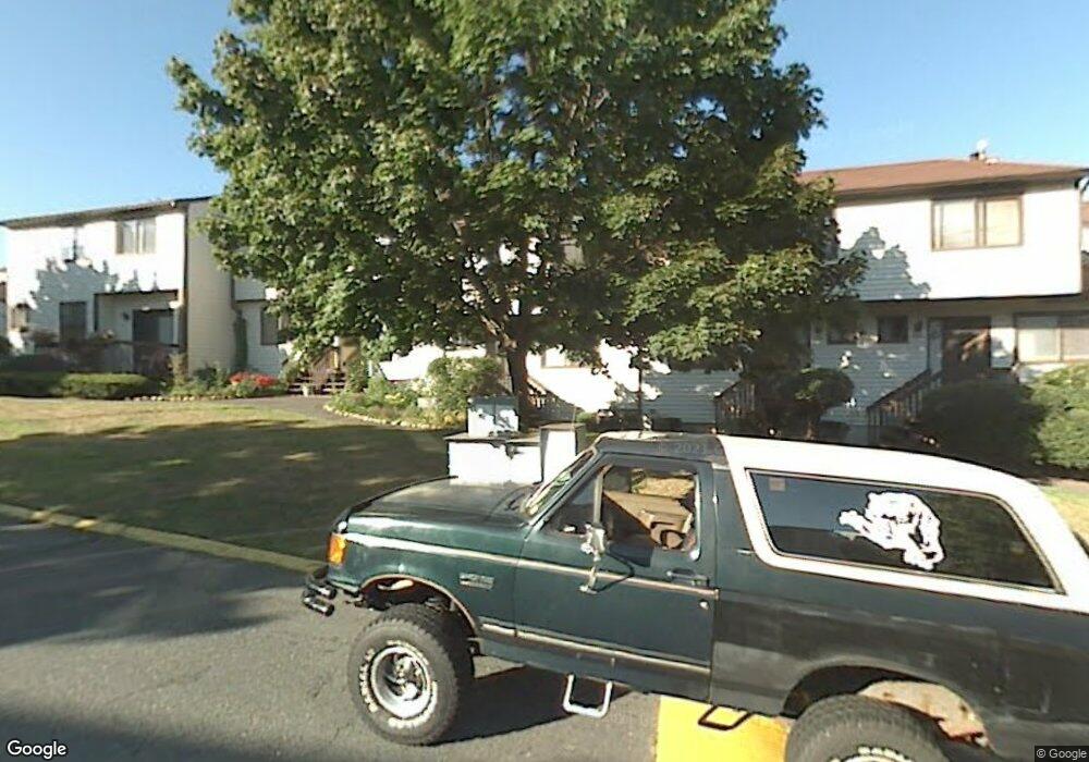 562 Cypress Rd, Newington, CT 06111 - photo 1