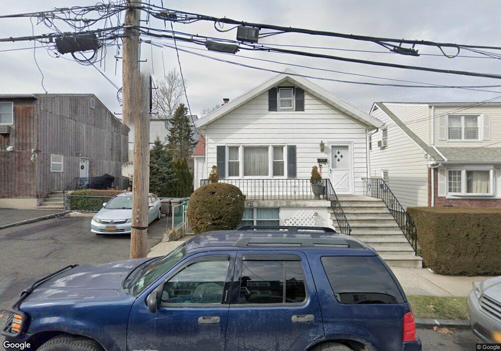 251 Glenhill Ave, Yonkers, NY 10701 - photo 1