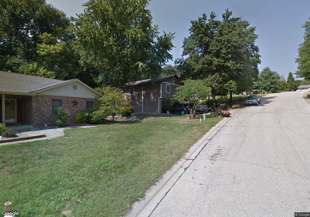 6 Oak Leaf Cir, Collinsville, IL 62234 - photo 1