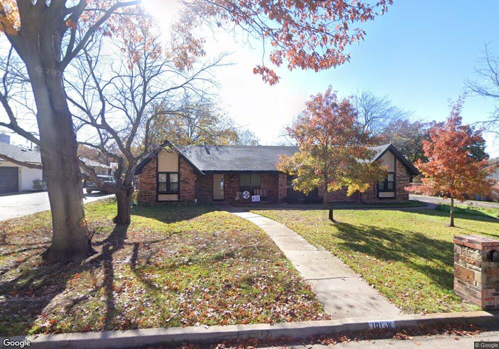 101 W Oak Valley Dr, Colleyville, TX 76034 - photo 1