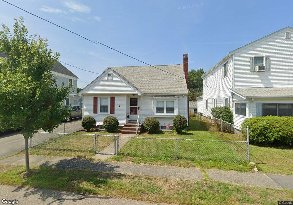 27 Braintree Ave, Quincy, MA 02169 - photo 1