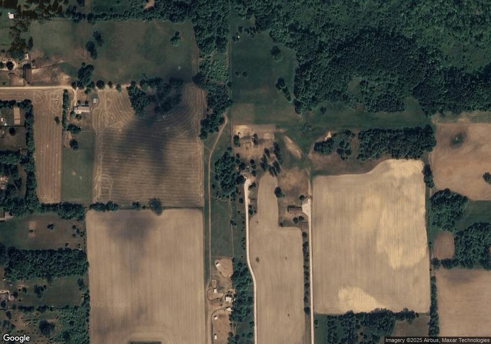 7161 E Coldwater Rd, Davison, MI 48423 - photo 1