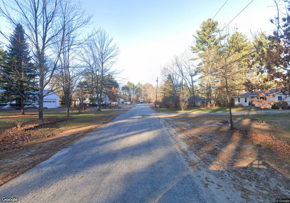 1524 Pine Ln, Raymond, ME 04071 - photo 1