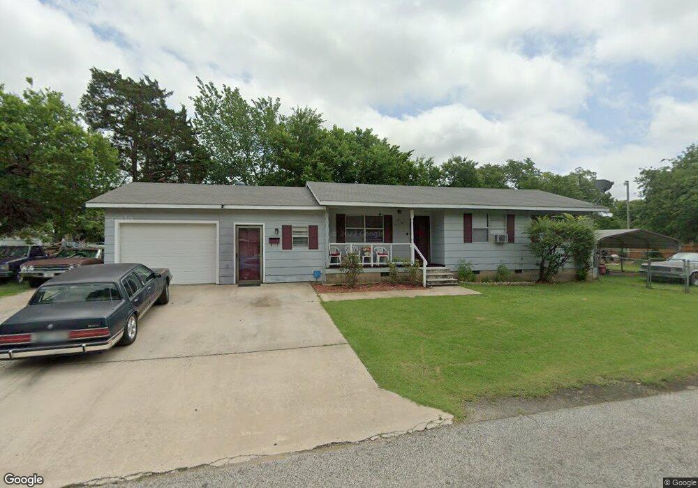 610 K St NE, Ardmore, OK 73401 - photo 1