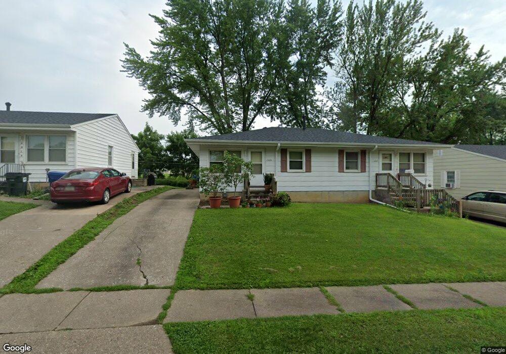 2425 W 40th St, Davenport, IA 52806 - photo 1