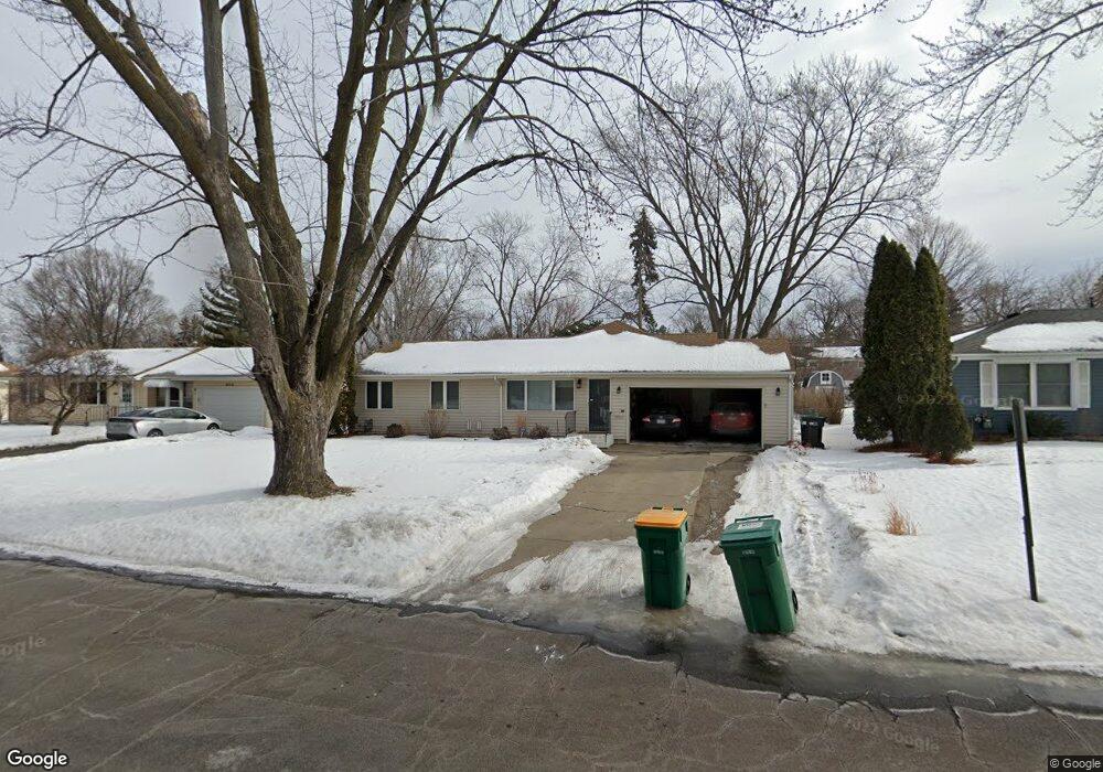 8121 Fremont Ave S, Bloomington, MN 55420 - photo 1