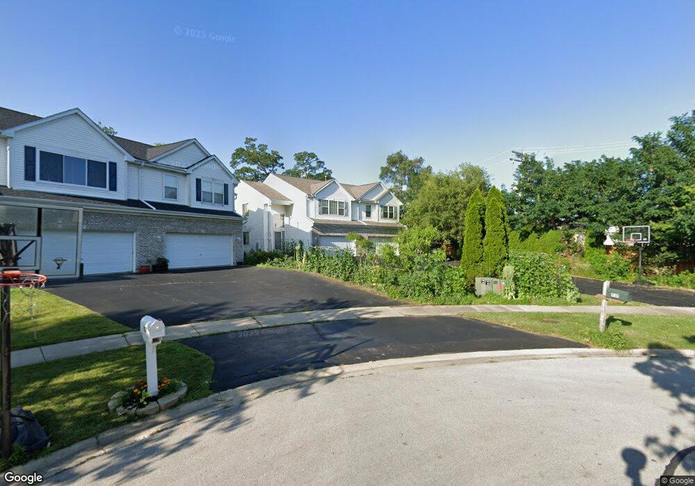 735 Red Oak Ct, Naperville, IL 60563 - photo 1