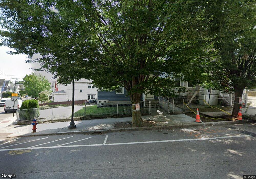 95 Temple St unit 1, Somerville, MA 02145 - photo 1