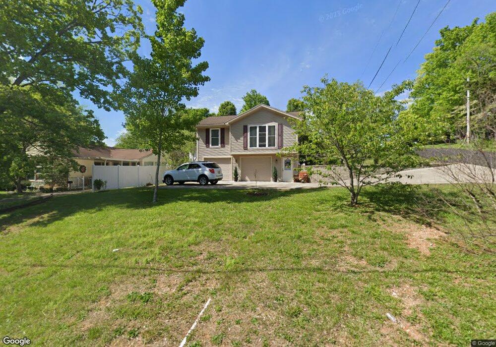 842 Capitol Blvd, Corydon, IN 47112 - photo 1