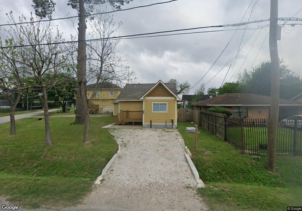 1412 Caplin St unit AB, Houston, TX 77022 - photo 1