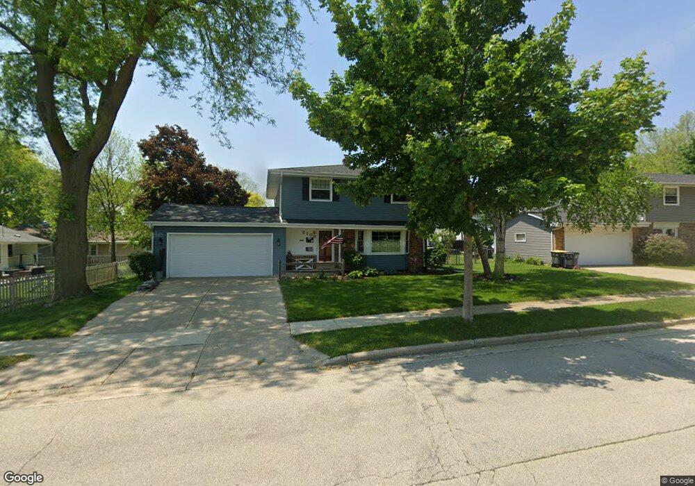 2108 Butler Dr, Waukesha, WI 53186 - photo 1