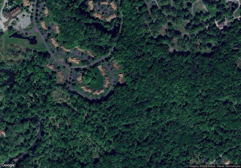 117 Village Dr, Stroudsburg, PA 18360 - photo 1