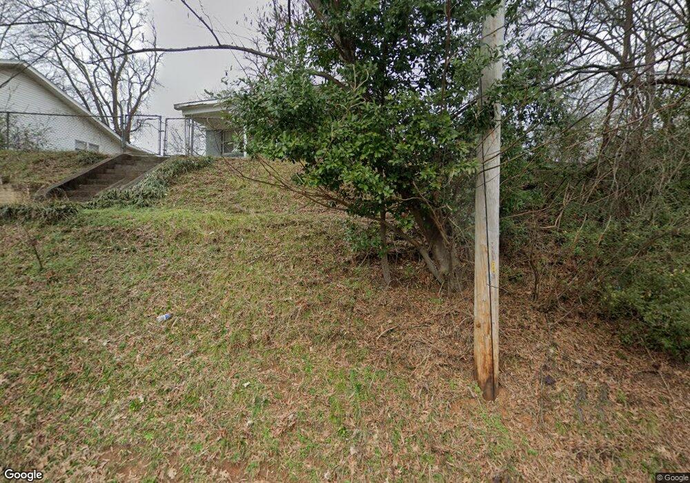 913 E Mobile St, Florence, AL 35630 - photo 1