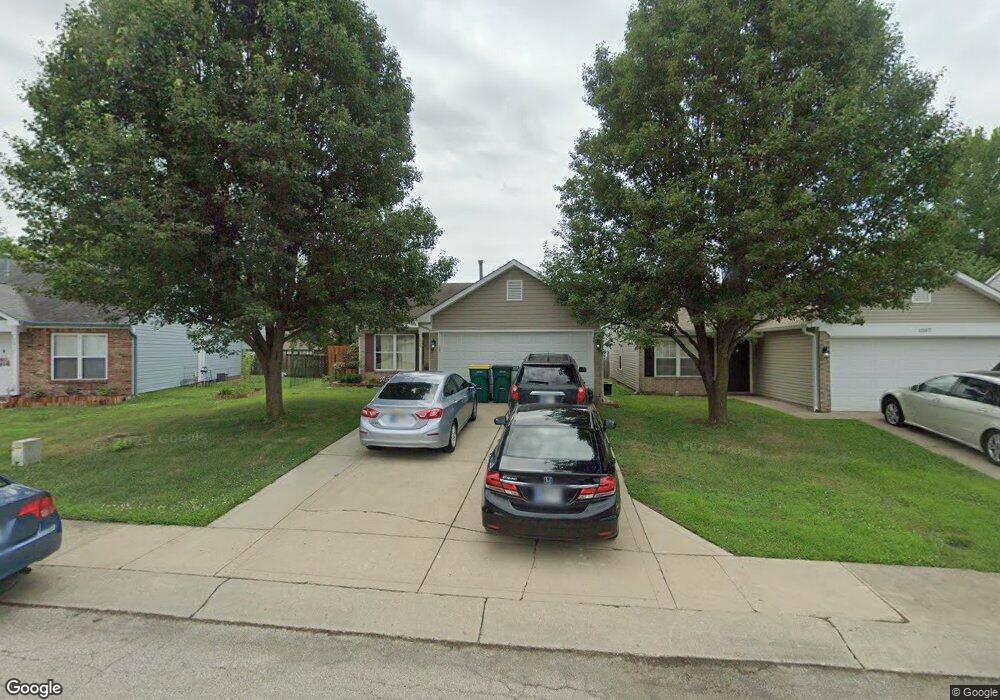 1009 Ebony Cir, Franklin, IN 46131 - photo 1