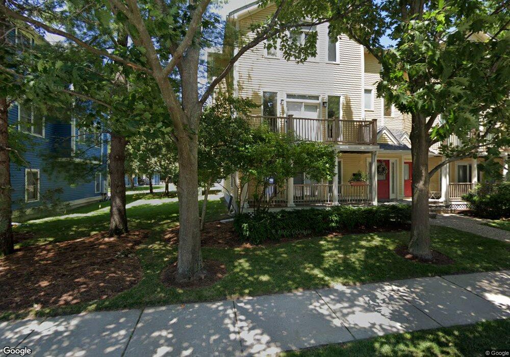 1579 Centre St unit 1579, Newton, MA 02461 - photo 1