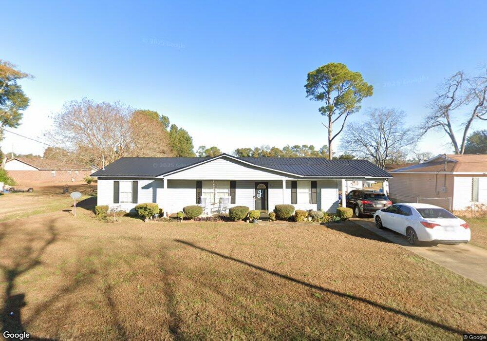 411 Bainbridge St, Bainbridge, GA 39819 - photo 1