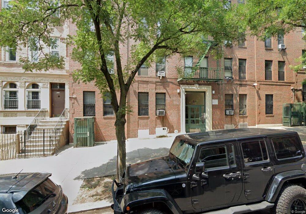211-215 Edgecombe Ave, New York, NY 10030 - photo 1