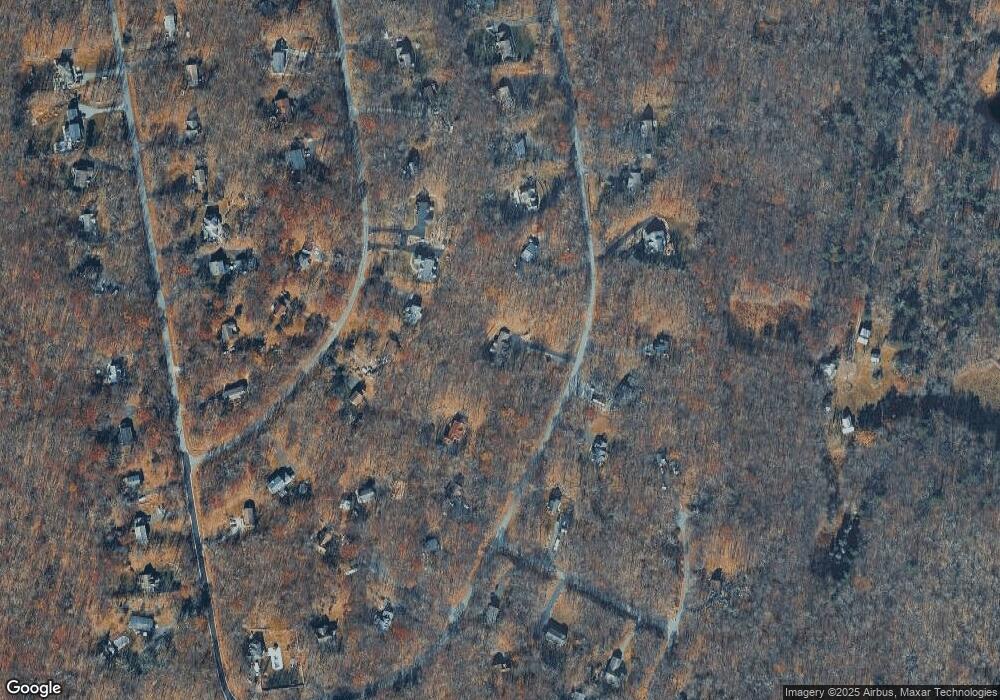 227 Locust Dr, Milford, PA 18337 - photo 1