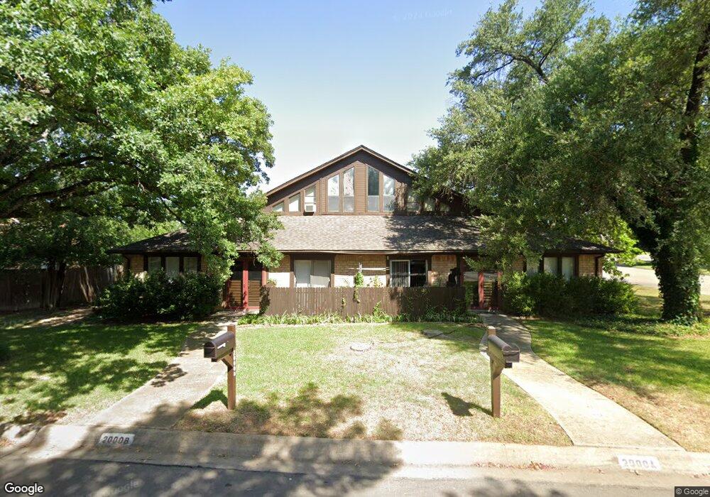 2000 Woodbrook St unit A, Denton, TX 76205 - photo 1