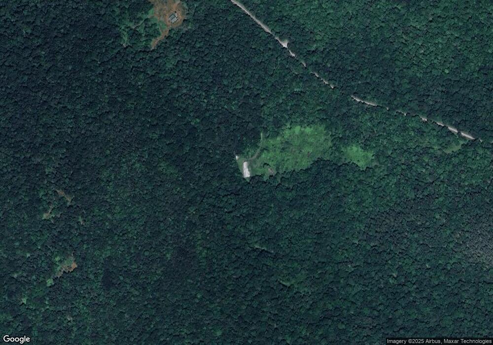 1128 Daubneys Dr, Readsboro, VT 05350 - photo 1