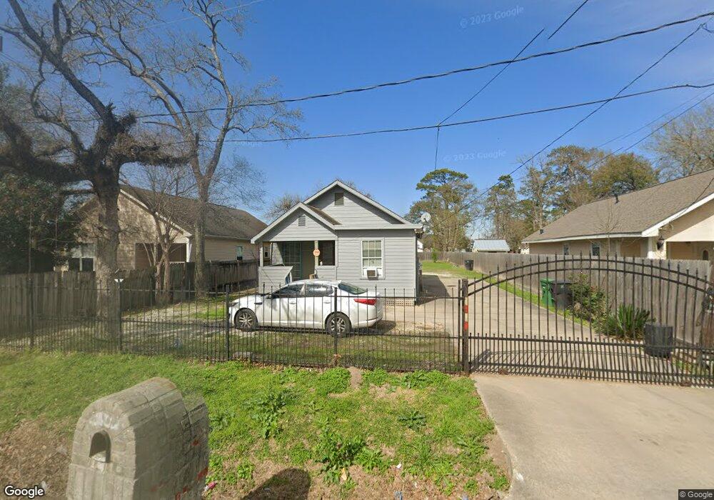 1713 Sadler St, Houston, TX 77093 - photo 1