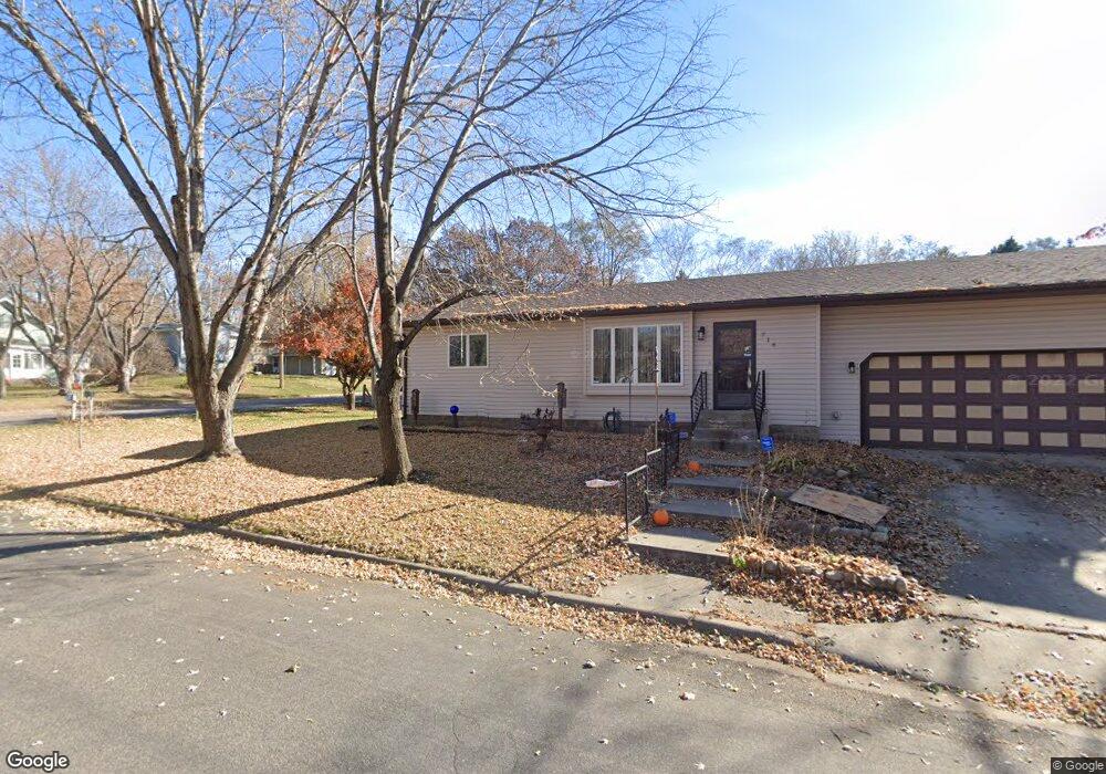 716 4th St N, Sauk Rapids, MN 56379 - photo 1