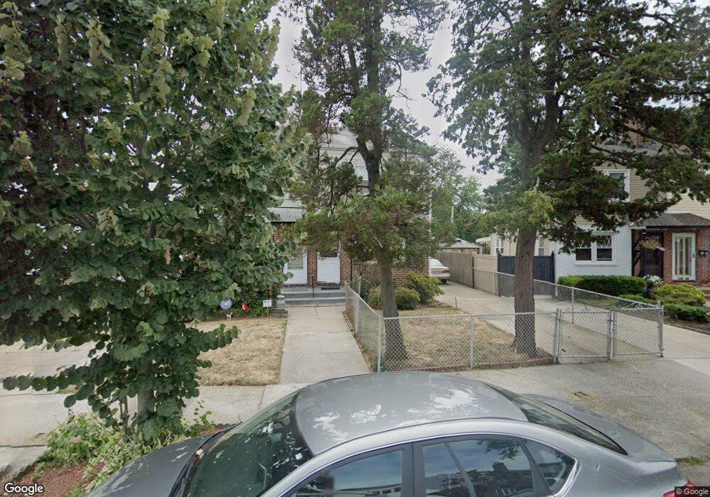 13846 64th Ave, Flushing, NY 11367 - photo 1