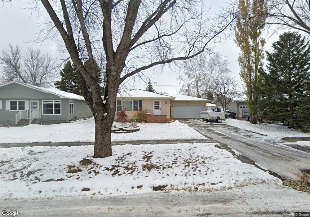 1815 S 20th St, Grand Forks, ND 58201 - photo 1