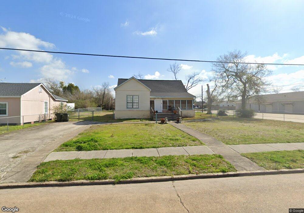 904 N Lyons St, Lake Charles, LA 70601 - photo 1