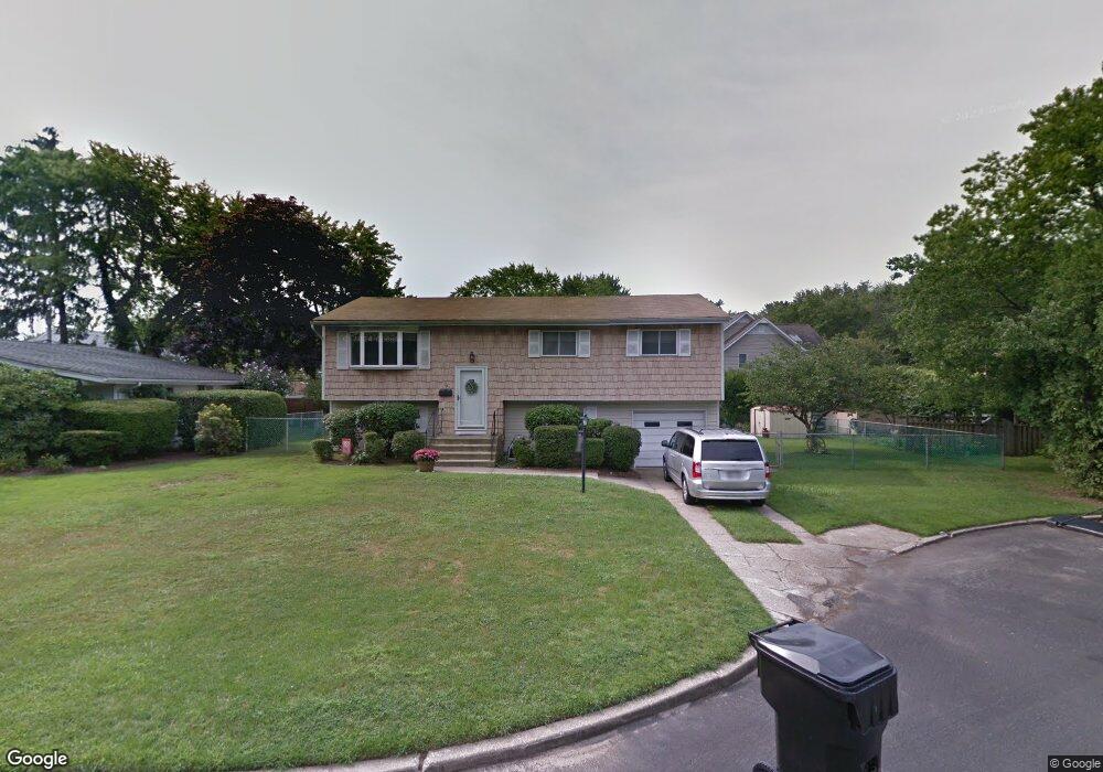 18 Bertram St, Islip, NY 11751 - photo 1