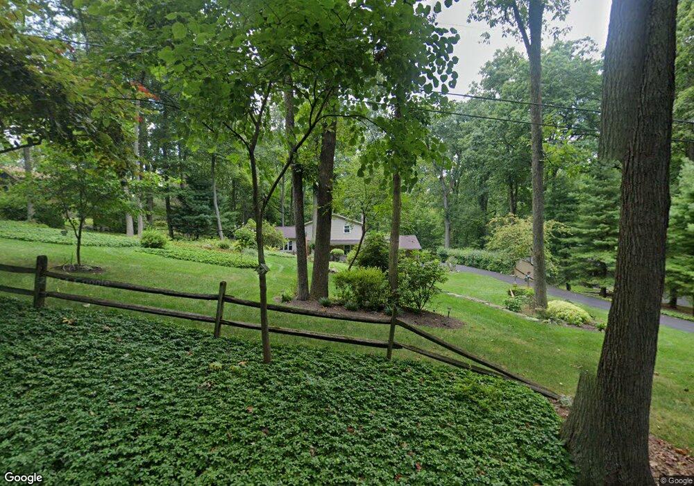 5711 Applebutter Hill Rd, Coopersburg, PA 18036 - photo 1