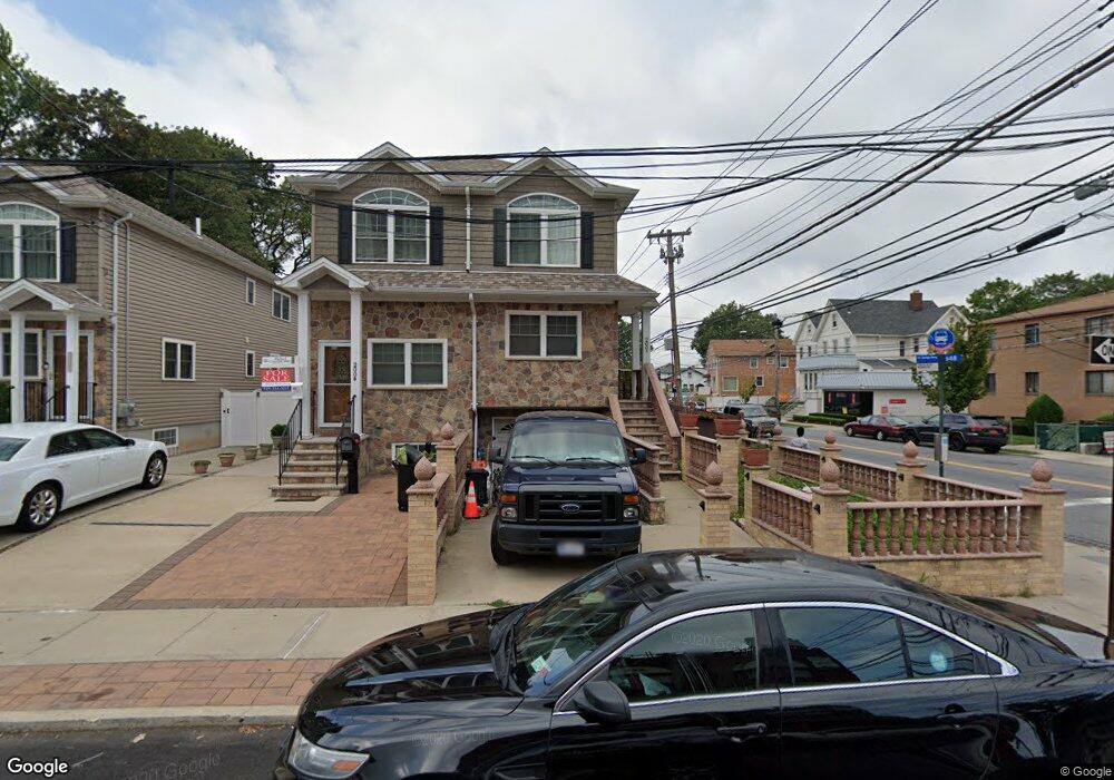 200A Dubois Ave, Staten Island, NY 10310 - photo 1