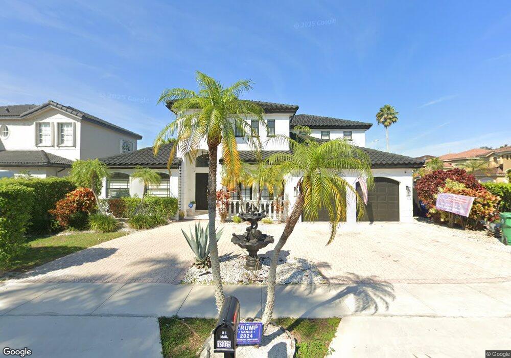 13925 SW 154th St, Miami, FL 33177 - photo 1