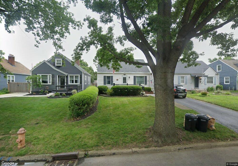 560 E Jeffrey Place, Columbus, OH 43214 - photo 1