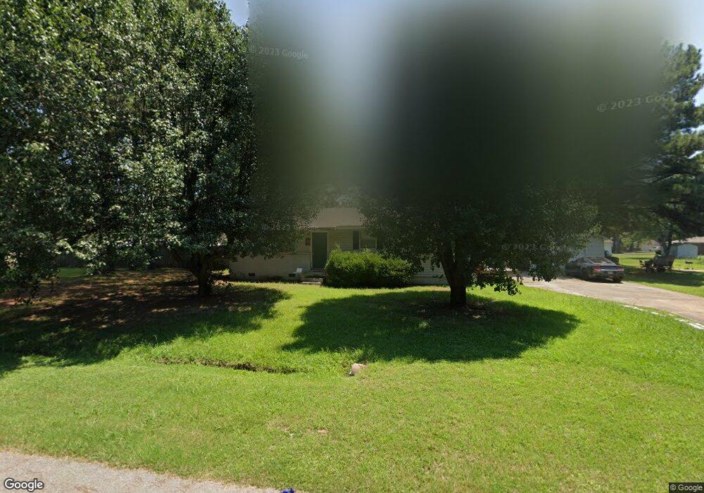 209 Woody Ln, Jonesboro, AR 72401 - photo 1