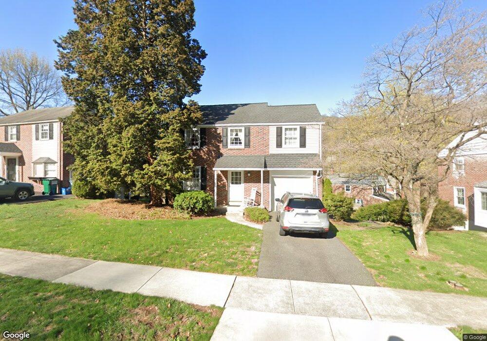 30 E 34th St, Reading, PA 19606 - photo 1