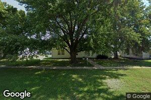 830 N Cedar St, Red Cloud, NE 68970