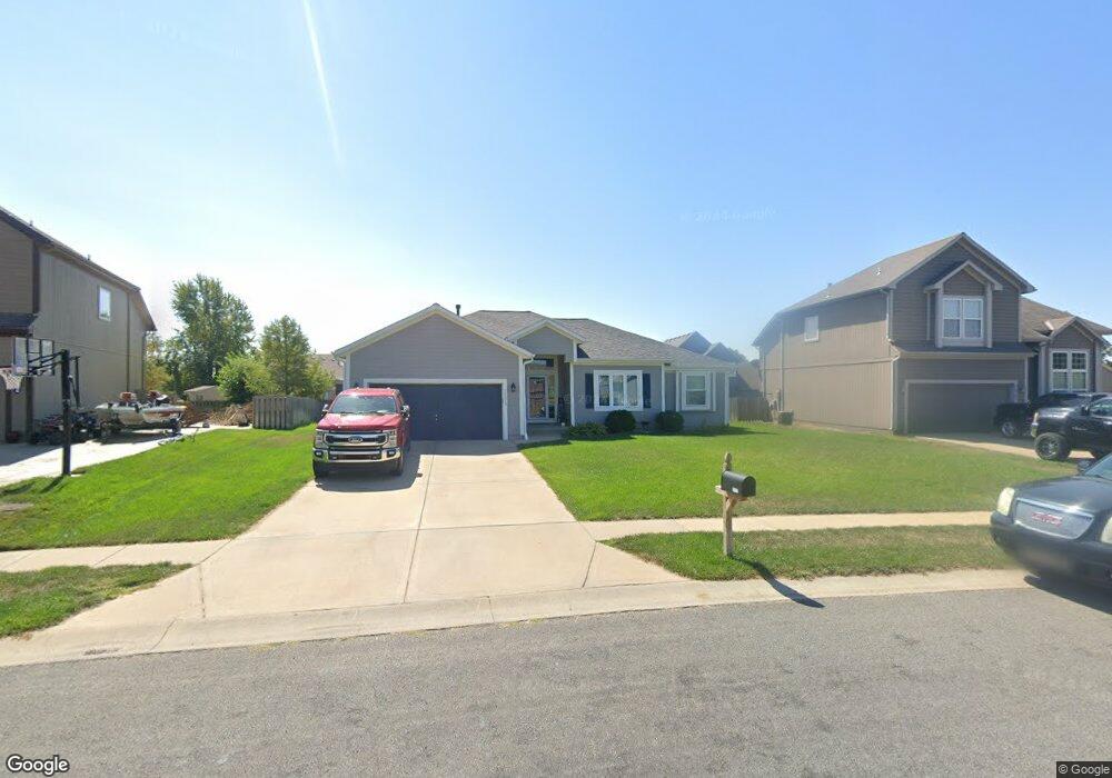20573 W 200th St, Spring Hill, KS 66083 - photo 1