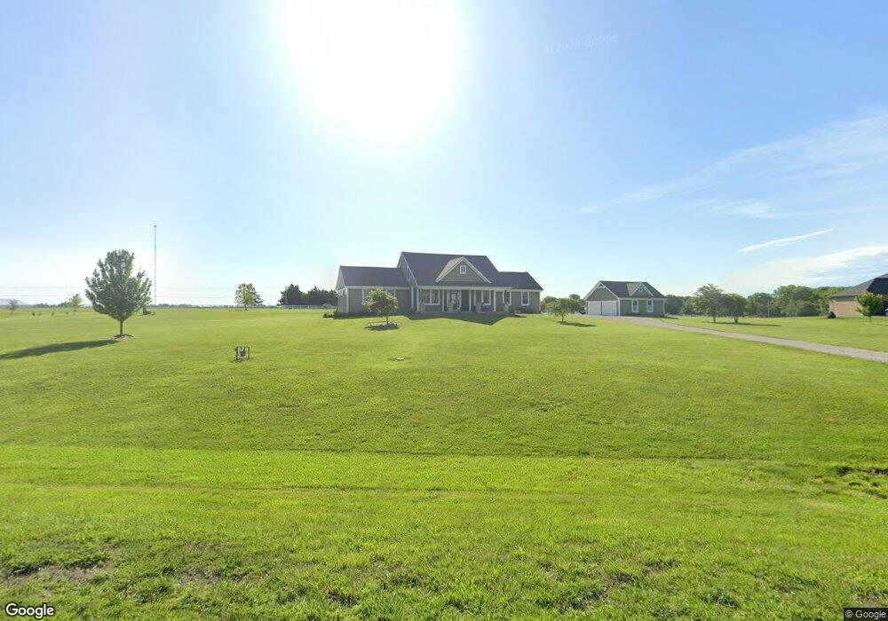 5138 SW Greenridge Rd, Topeka, KS 66610 - photo 1