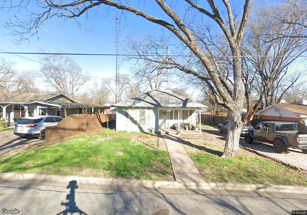 1520 W 6th Ave, Corsicana, TX 75110 - photo 1