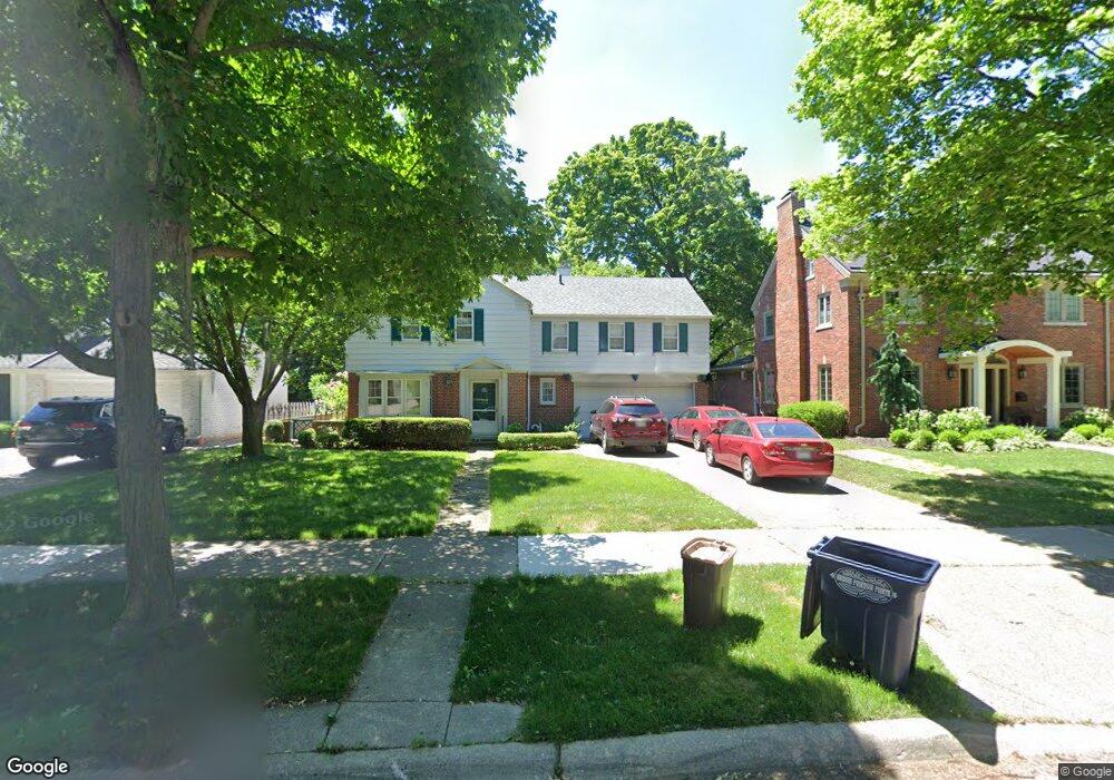 407 Lincoln Rd, Grosse Pointe, MI 48230 - photo 1