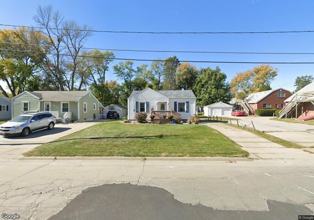 3720 36th St, Des Moines, IA 50310 - photo 1