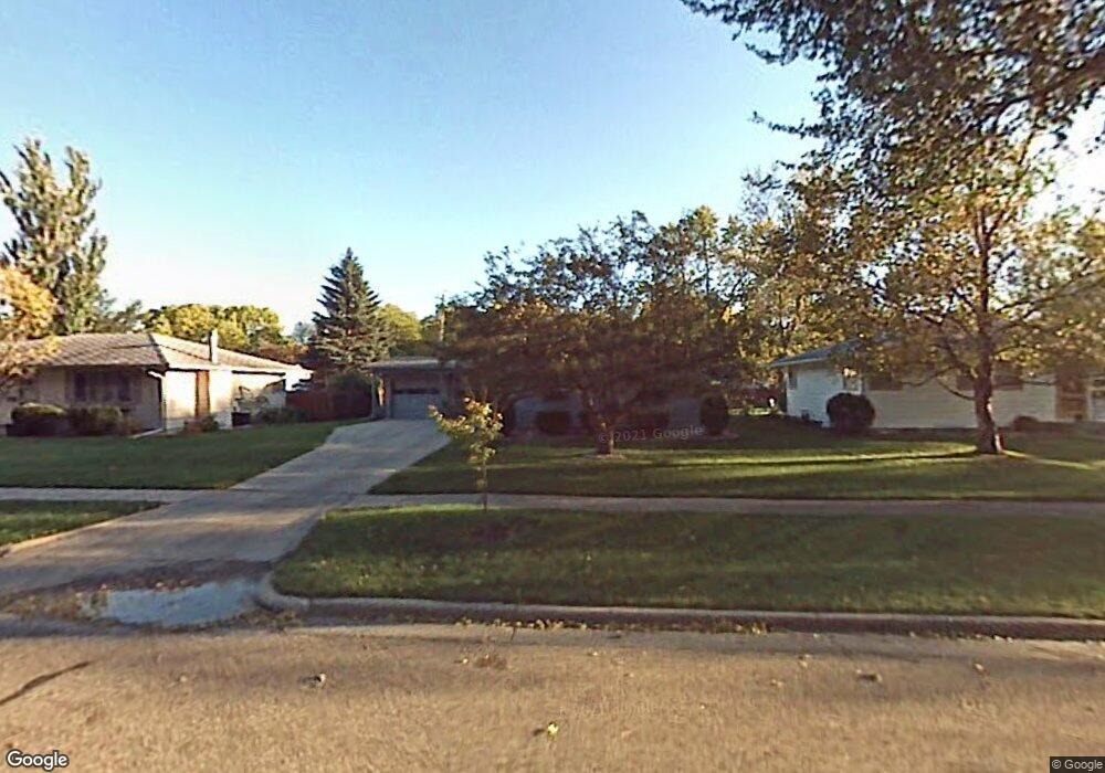 110 26th Ave N, Fargo, ND 58102 - photo 1