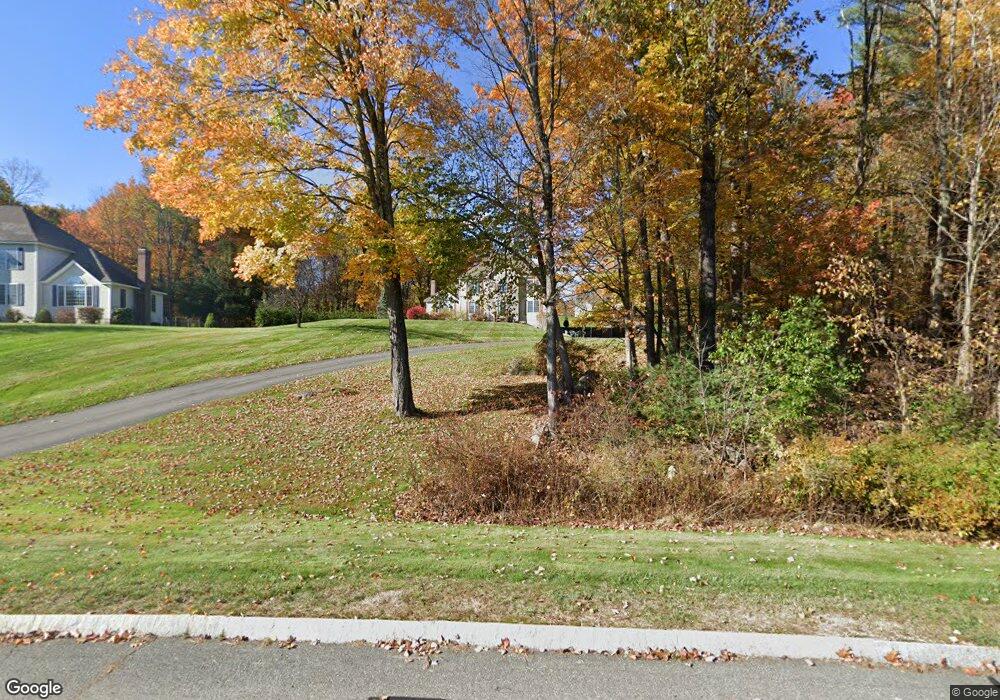 10 Lisa Dr, Goffstown, NH 03045 - photo 1