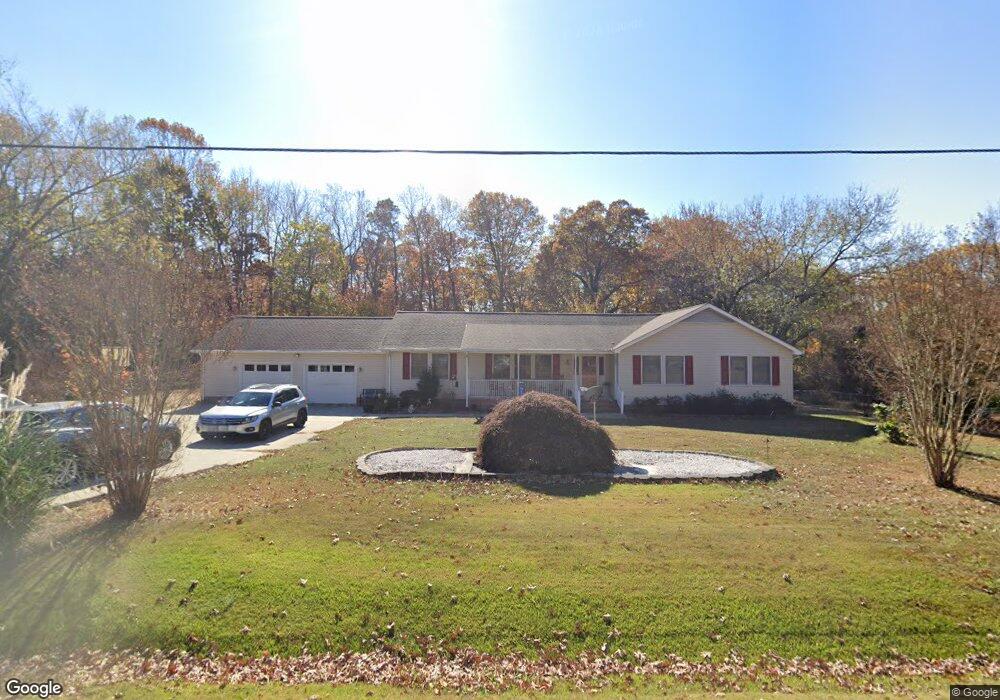 2564 N Independence Dr, Montross, VA 22520 - photo 1