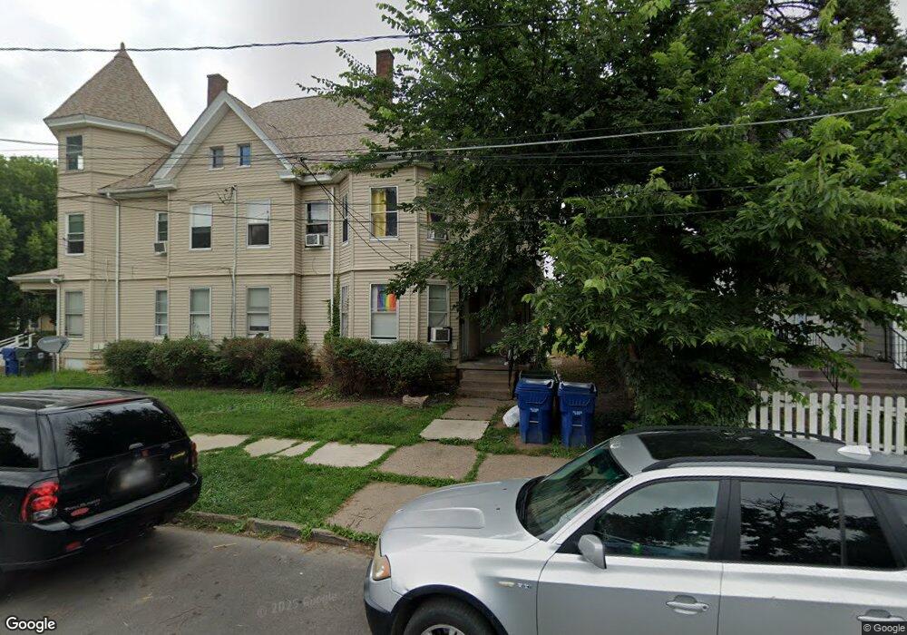 1421 Grand Ave unit 1, Davenport, IA 52803 - photo 1