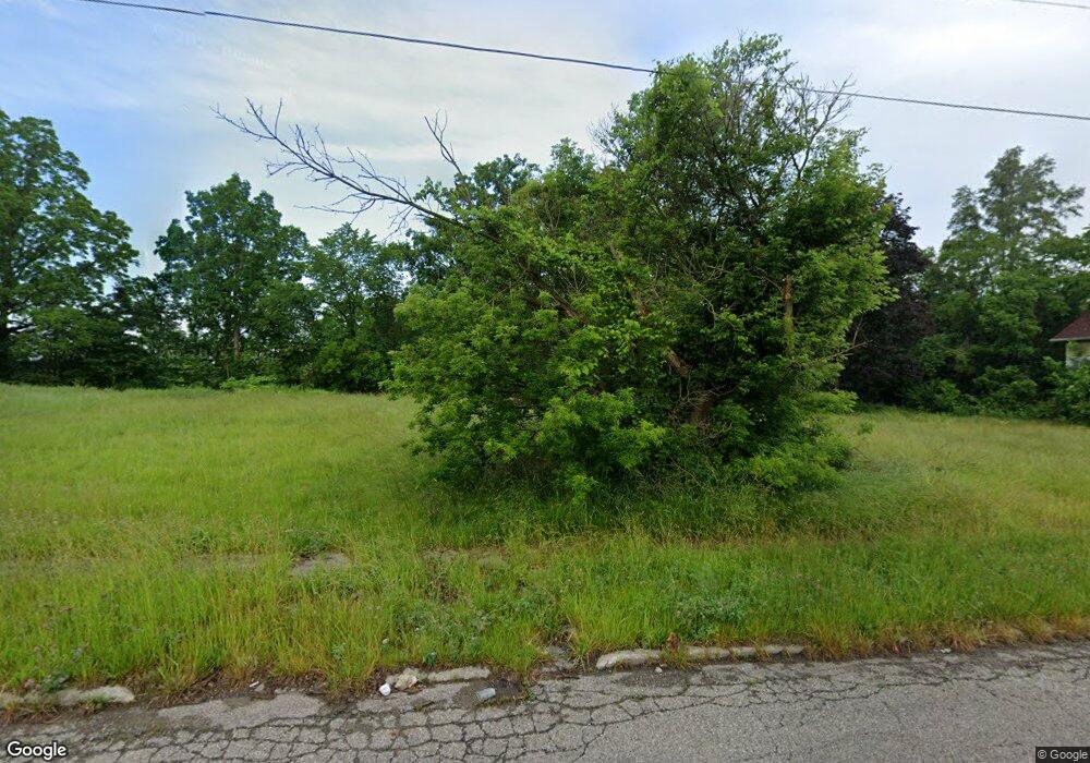 1015 Stevenson St, Flint, MI 48504 - photo 1