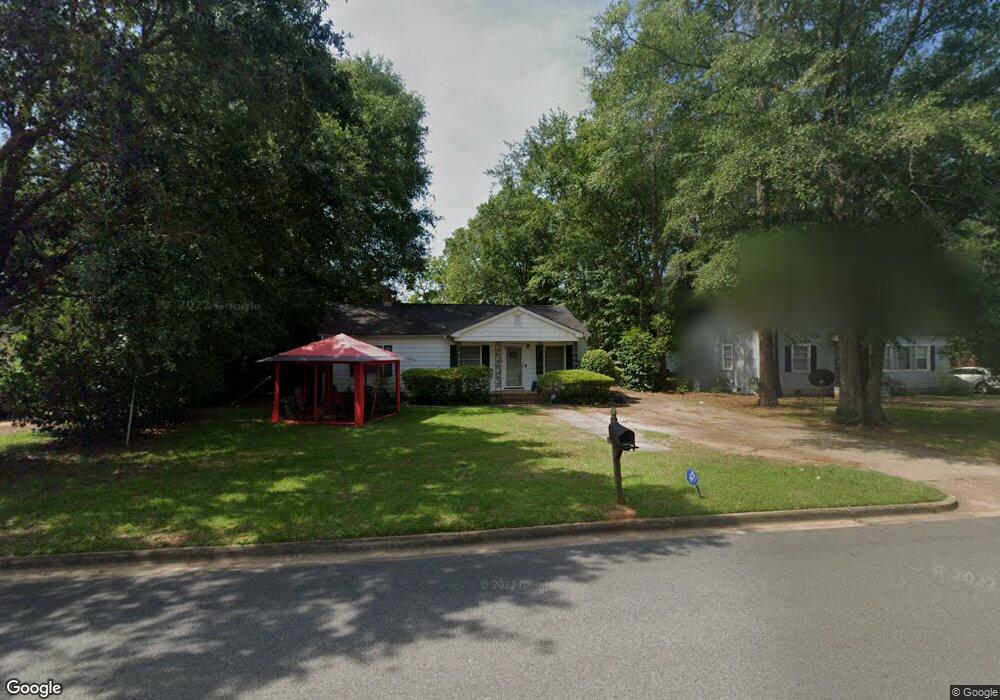 1712 W Whitney Ave, Albany, GA 31707 - photo 1