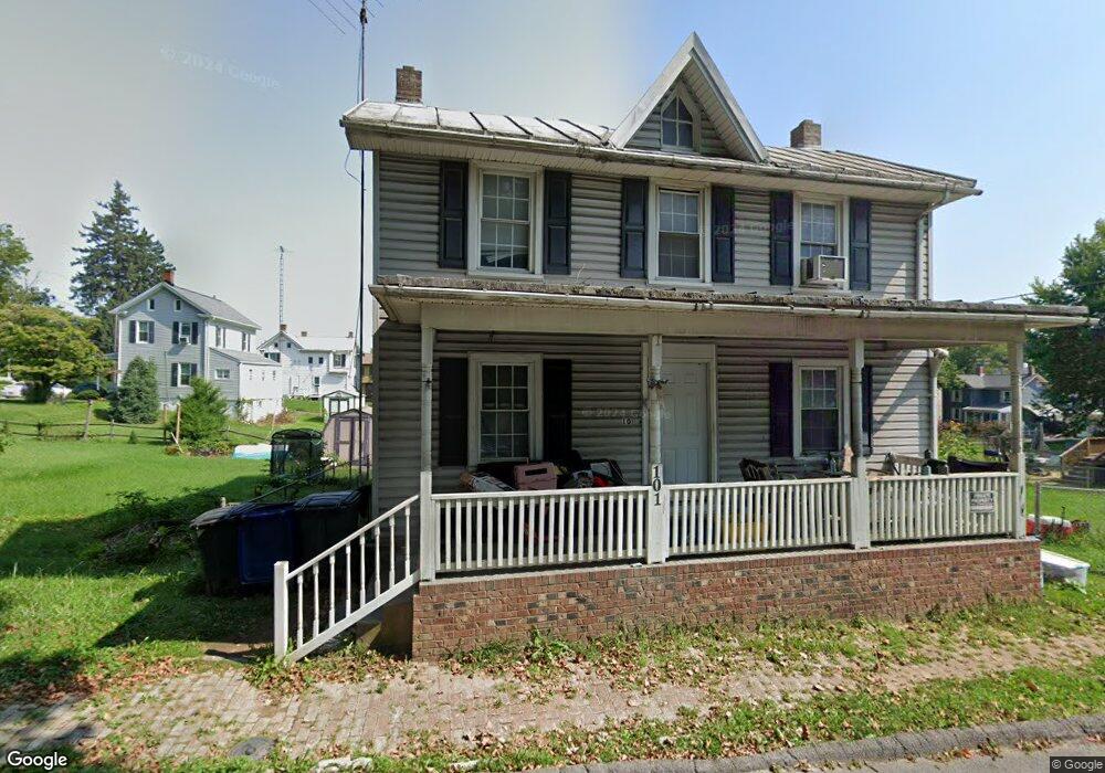 101 E Locust St, Union Bridge, MD 21791 - photo 1