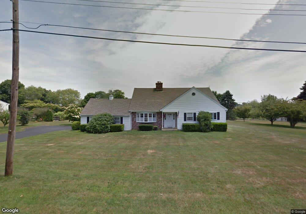 6 Bartlett Rd, Middletown, RI 02842 - photo 1